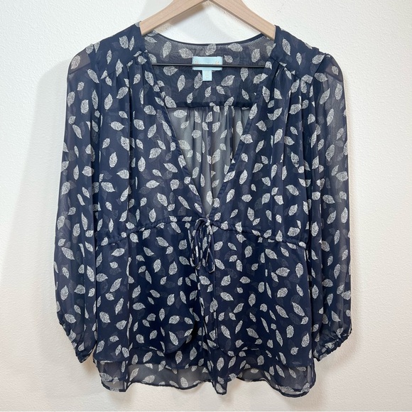 Veronica M Leaf Printed Navy and White 3/4 Sleeve Tie Front Blouse Size Medium - Picture 1 of 15